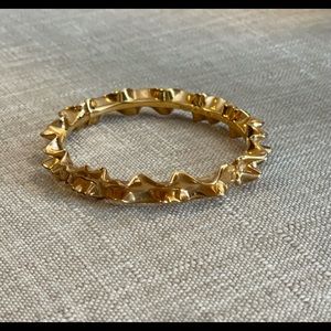 Kate Spade♠️ EUC Gold Ruffle Bangle Bracelet